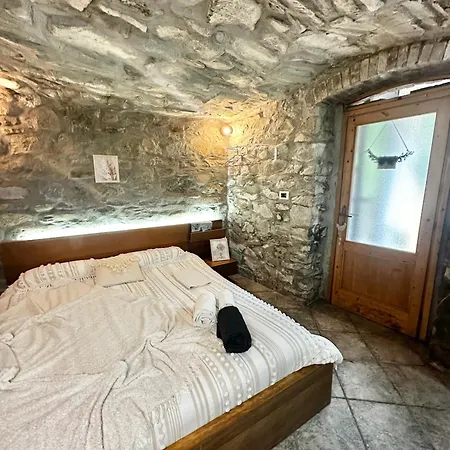 בית הארחה La Grotta Di Leonardo A Vinci 3*