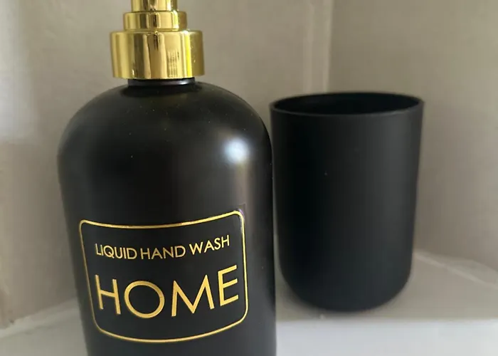 ゲストハウス La Grotta Di Leonardo A Vinci クアッラータ